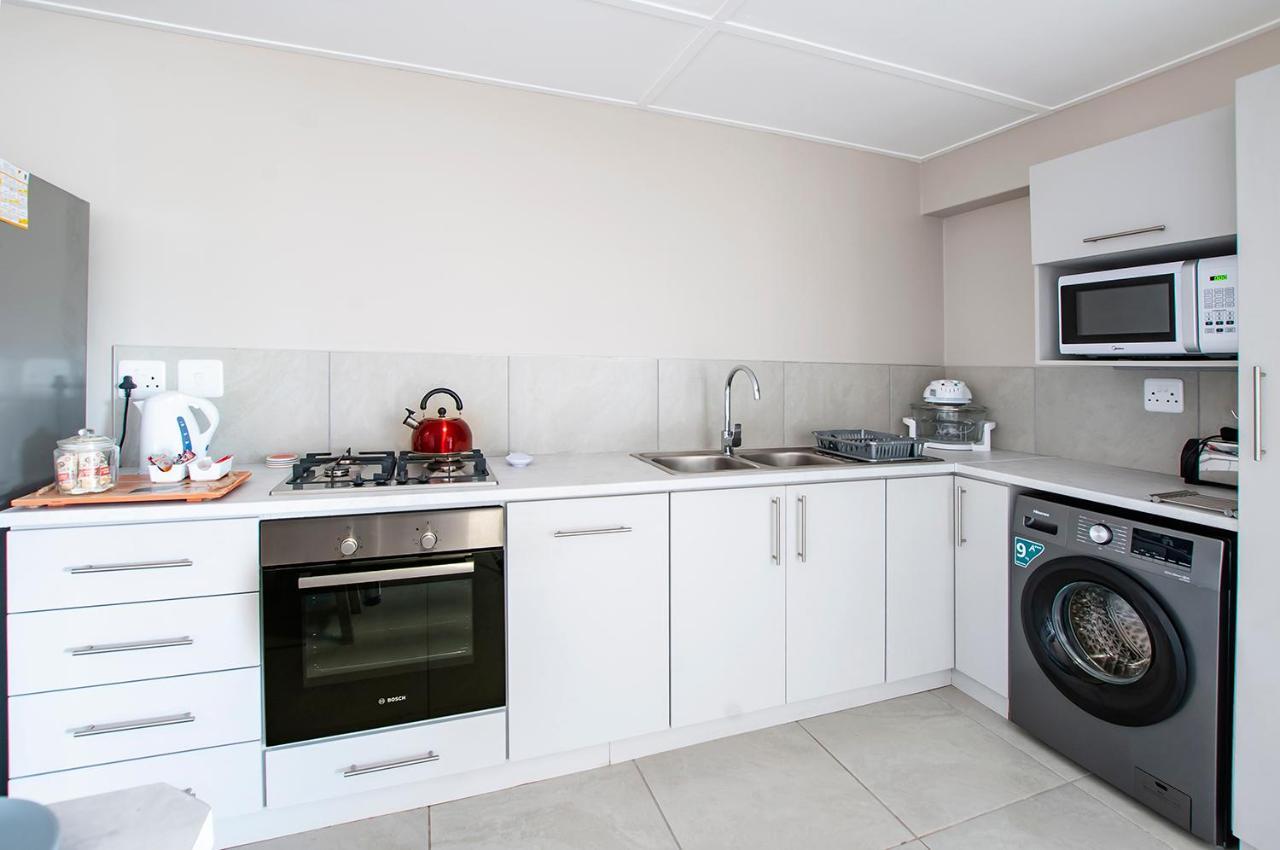The Guinea Fowl Apartment Reebok ภายนอก รูปภาพ
